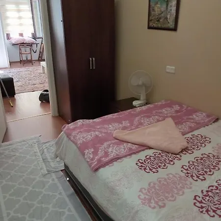 Apartment Naya's 2